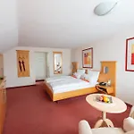 Kur- Und Wellnesshotel Foerch Szálloda